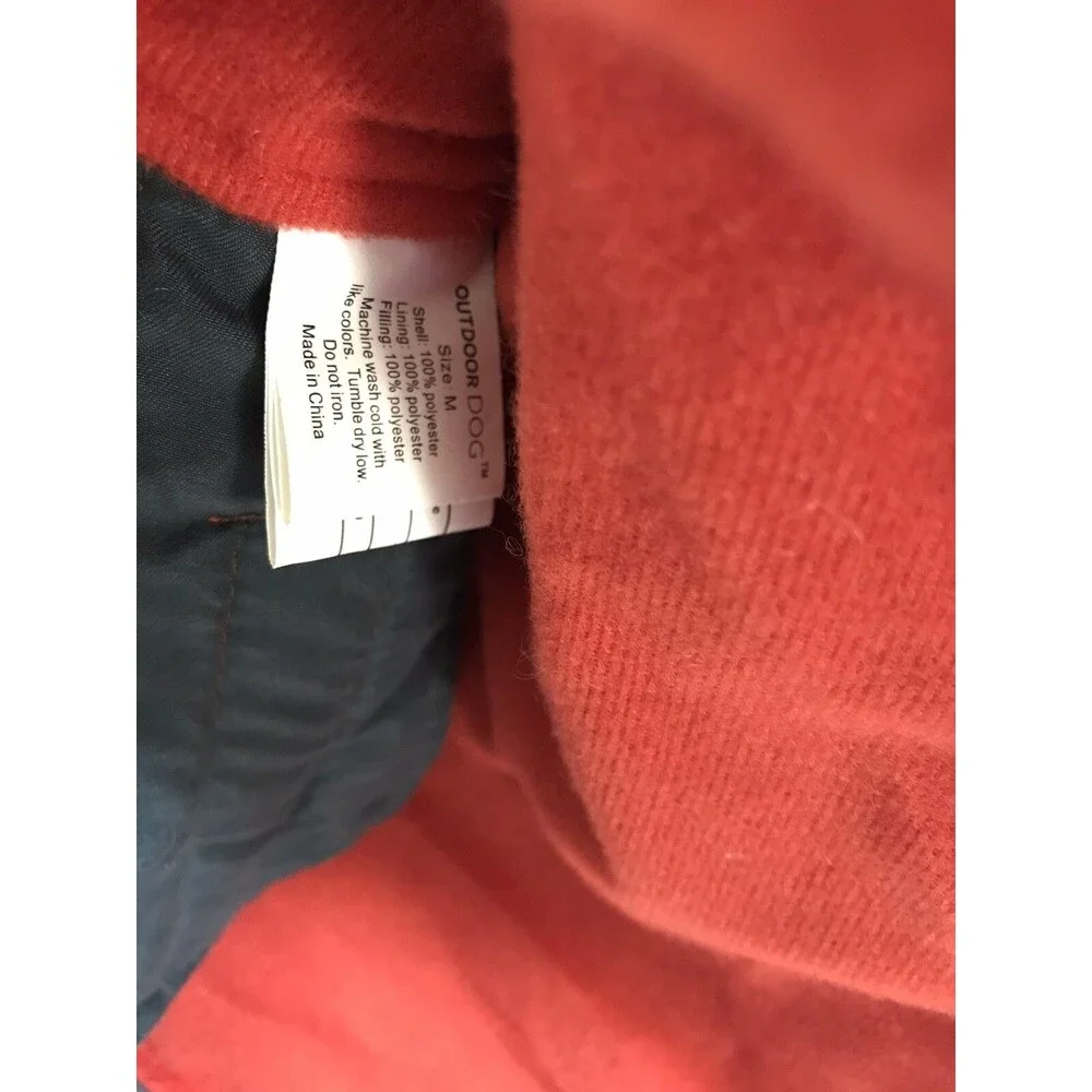 Outdoor Dog Size Medium Dog Jacket W/ Hoodie